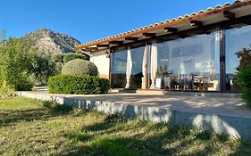 ENTRESIERRAS Apartamentos rurales con chimenea, barbacoa y espacio para eventos